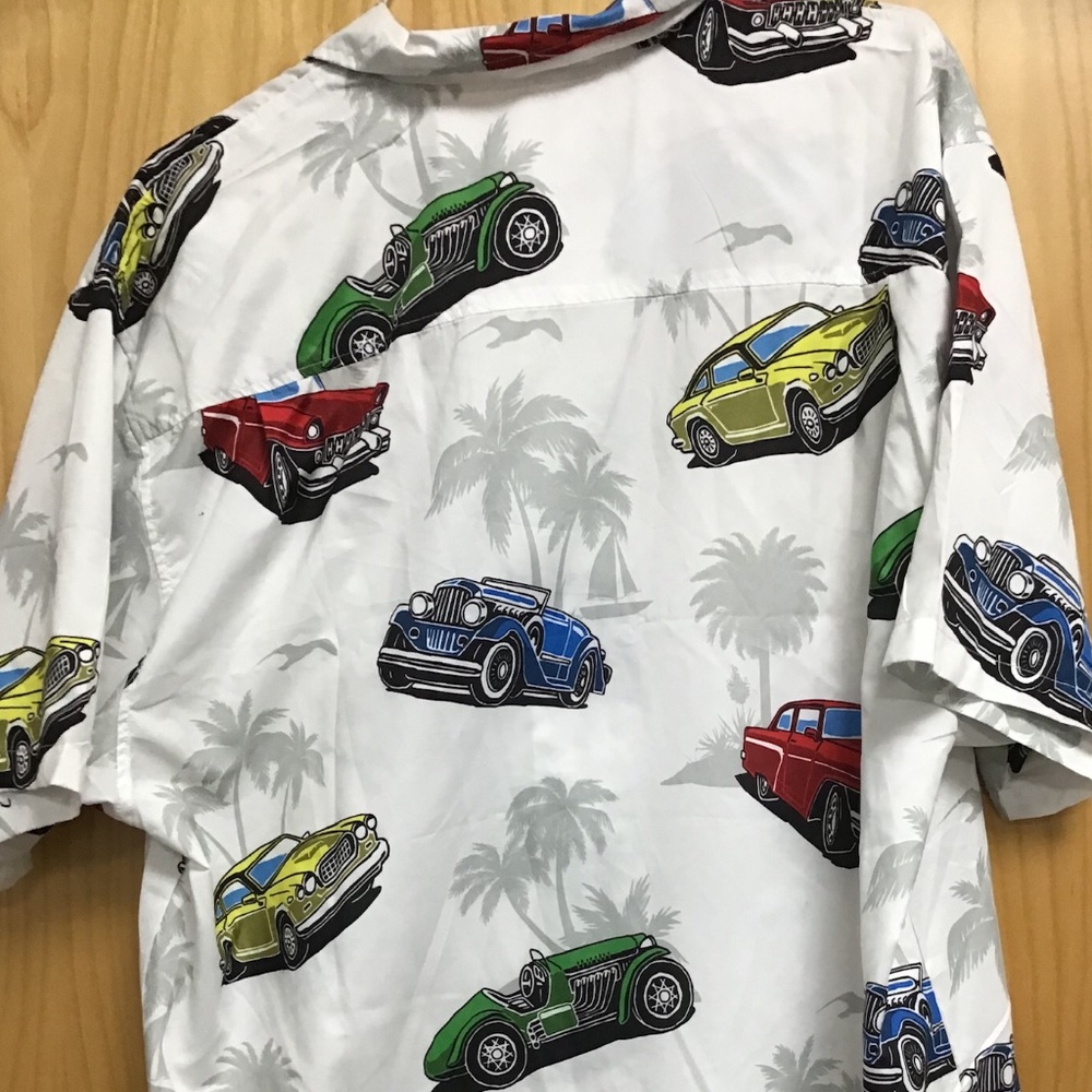UZZI Amphibious Gear - Vintage Car Design Short Sleeve Shirt - Size XL - Picture 3 of 6